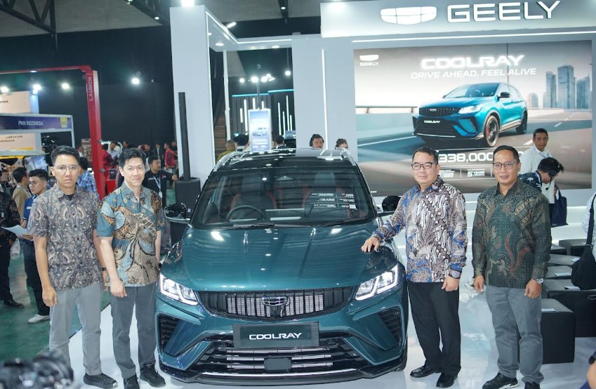 Geely Coolray Resmi Mengaspal di Makassar, Harga Rp 300 Jutaan!