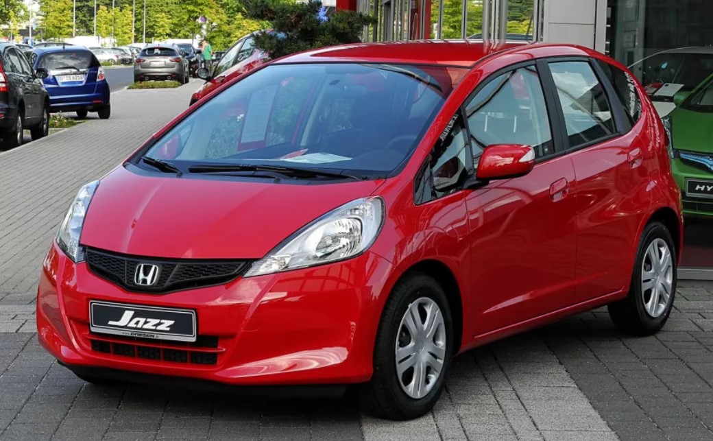 Cek Dulu Daftar Harga Mobil Honda Jazz Baru dan Bekas!