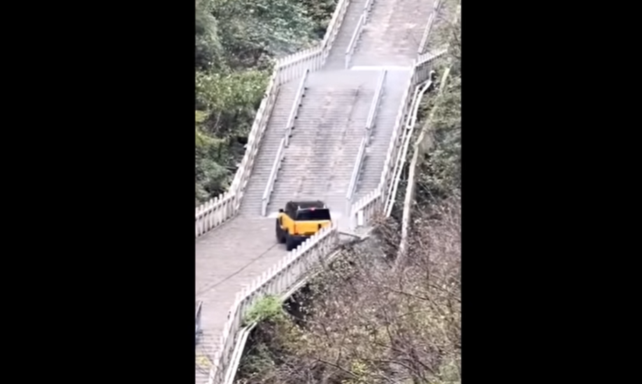 Chery Klarifikasi Insiden SUV Anyarnya Melorot di Tanjakan Ekstrem China, Begini Penjelasannya 