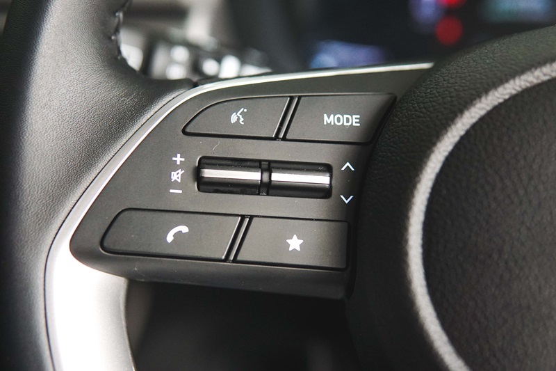 Untuk yang Belum Paham, Ini Fungsi Custom Button Pada Setir Hyundai