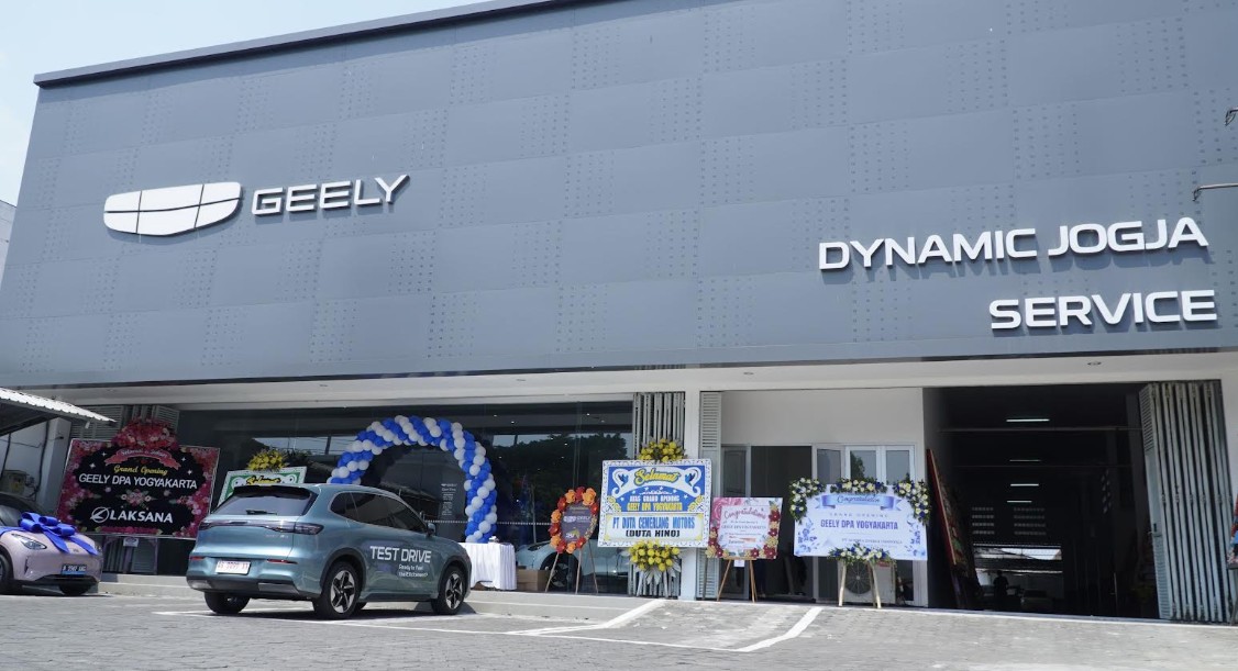 Geely Dynamic Jogja Resmi Dibuka, Jadi Diler Pertama Geely di Yogyakarta