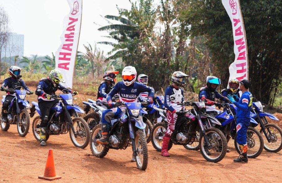 Gelar Dirt Bike Experience, Yamaha Ajak Awak Media Asah Skill Berkendara di Lintasan Off-Road
