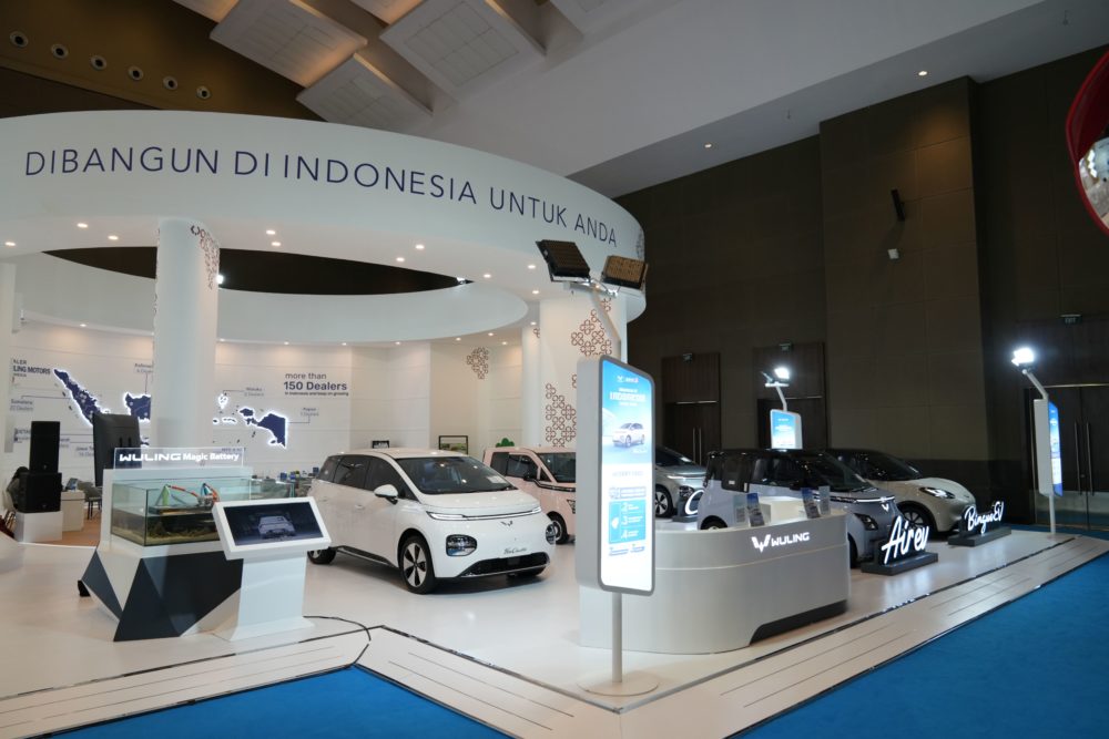 Laris Manis! Wuling Sukses Raih 282 SPK dan Borong 3 Penghargaan di PEVS 2025