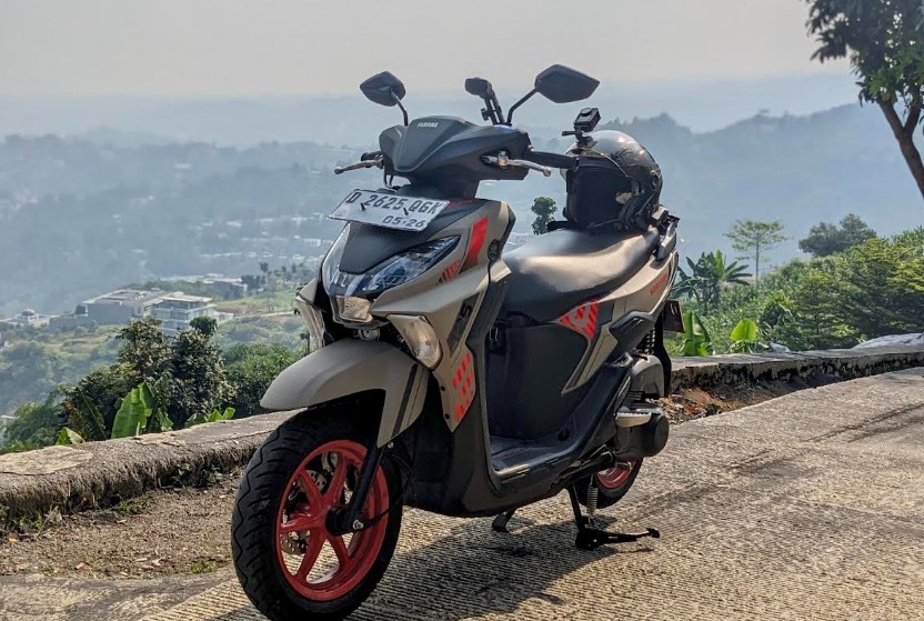 Keren! Motor Matik Standar Pabrik Ini Sukses Bantai Tanjakan Ekstrem dan Viral di Jawa Barat