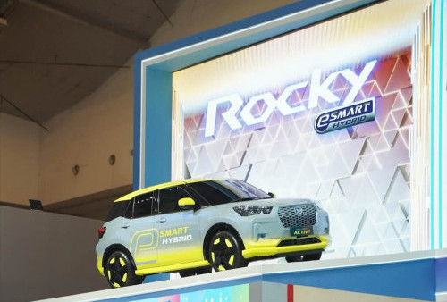 Daihatsu Tampilkan Modifikasi Rocky Hybrid ACTIVe Bergaya Sporty di GIIAS 2026