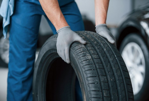 Catat! Pentingnya Tahu Waktu Mengganti Ban Mobil yang Tepat Tanpa Telat