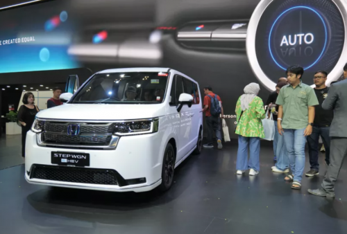 Honda STEP WGN e:HEV Sabet Gelar 'Best Functionality Car' Versi Carvaganza Editors’ Choice Awards 2025