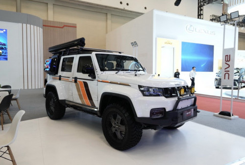 BAIC BJ40 Plus Berkonsep ‘City Hunter’ Tampil Memukau di GJAW 2025!