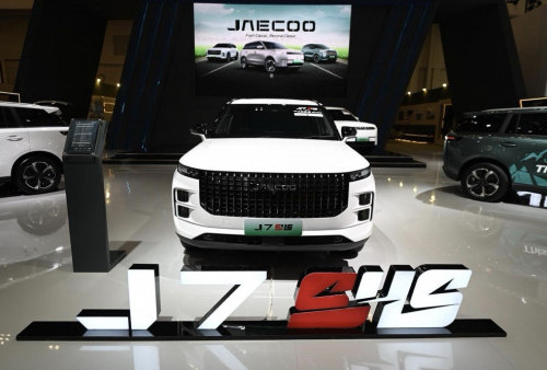 JAECOO Tampilkan Kekuatan Super Hybrid System di GJAW 2025, SUV J7 dan J8 Punya Jarak Tempuh Fantastis!