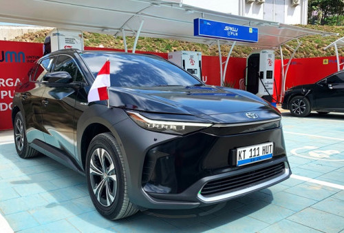 Konsisten Dukung Net Zero Emission Pemerintah Indonesia Toyota Kembali Siapkan 40 Unit Toyota bZ4X 