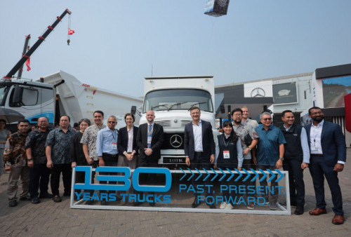 130 Tahun Mercedes-Benz Trucks, DCVI Pamerkan Mercy Bagong hingga Truk Tambang Modern di Mining Indonesia 2026