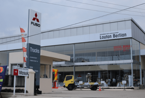 Perkuat Layanan Jalur Logistik Sumatera, KTB Resmikan Diler Baru Mitsubishi Fuso di Bandar Lampung