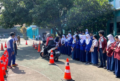 500 Pelajar Tangsel Dapat Edukasi #Cari_Aman, Wahana Honda Ingatkan Pentingnya Tertib di Jalan