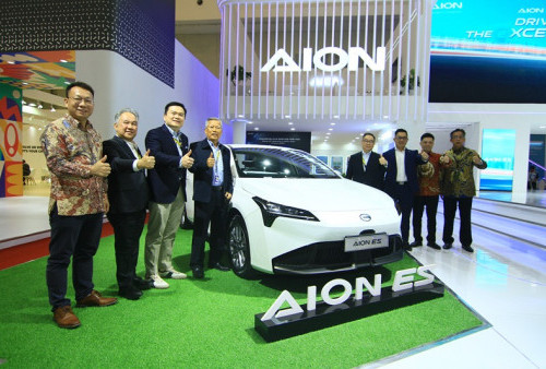 Menjawab Kerinduan Pecinta Sedan, AION ES Meluncur dengan Harga Rp386 Juta