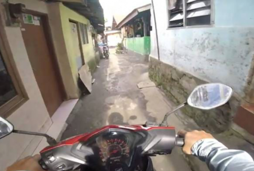 Cara Mengendarai Motor Di Jalur Sempit