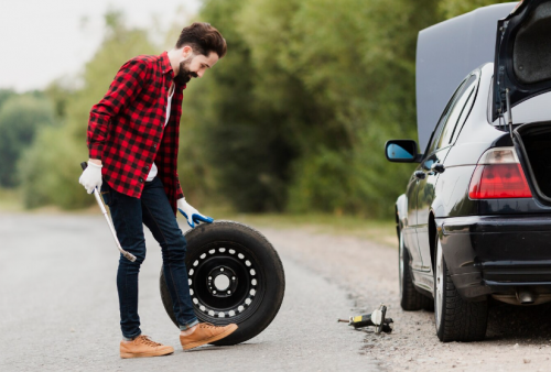 Ini 5 Penyebab Ban Mobil Pecah, Nomor 2 Tak Sadar Sering Banget Dilakukan