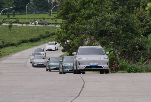 Geely EX5 Buktikan Kualitas SUV Listrik Premium di Rute Jakarta–Bandung