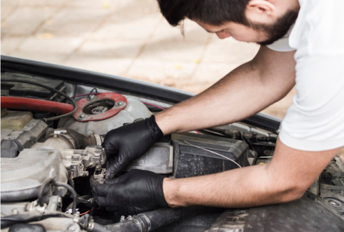 Begini Sob Cara  Mengatasi Selang Radiator Mobil yang Bocor, Kenali Penyebabnya