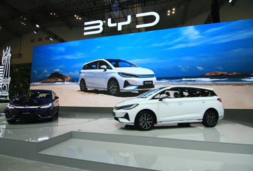 Desain “Aerodynamic Dragon Face”  BYD M6 Siap Pikat Pengunjung GIIAS 2024