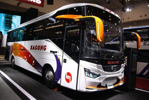 Hino kolaborasi Bismania Community hadirkan diskusi di GIIAS “Bijak di Jalan” 