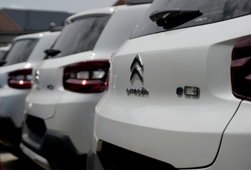 Kolaborasi Berlanjut di GJAW 2025, Citroen E-C3 Jadi Andalan Armada Taksi Listrik PT Express Transindo