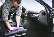 Gak Perlu Biaya Mahal! Ini 5 Tips Ampuh Usir Bau Apek di Kabin Mobil