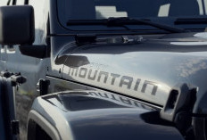Jeep Wrangler Smoky Mountain 2027 Resmi Meluncur, Desain Kece Serba Hitam!