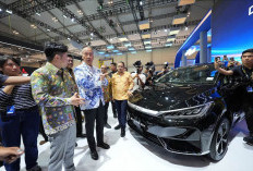 Kunjungan Menteri Perindustrian ke Booth BYD GIIAS 2026, Produksi Lokal BYD M6 Tuai Apresiasi