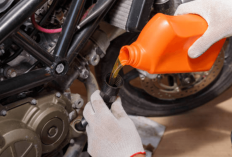 Motor Jarang Dipakai Tetap Wajib Ganti Oli, Ini Alasannya