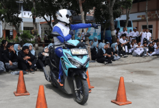 Wahana Berbagi Ilmu Sambangi SMKN 5 Tangerang, Bekali Siswa Teknik Berkendara Aman dan Bertanggung Jawab