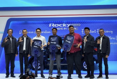 GJAW 2025: Daihatsu Serahkan 3 Unit Perdana Rocky Hybrid ke Konsumen